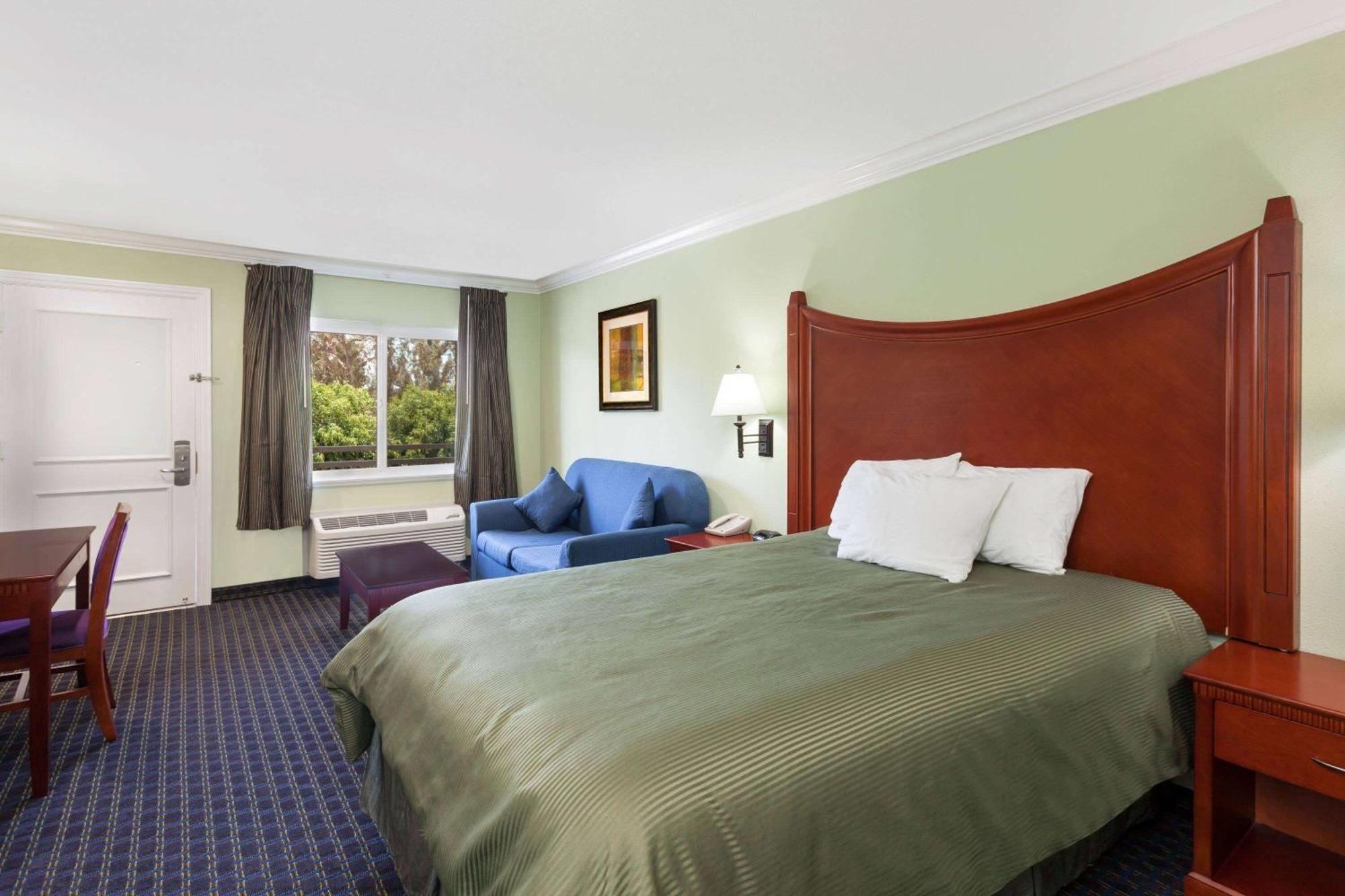 Travelodge By Wyndham Orange County Airport/ Costa Mesa Exteriér fotografie